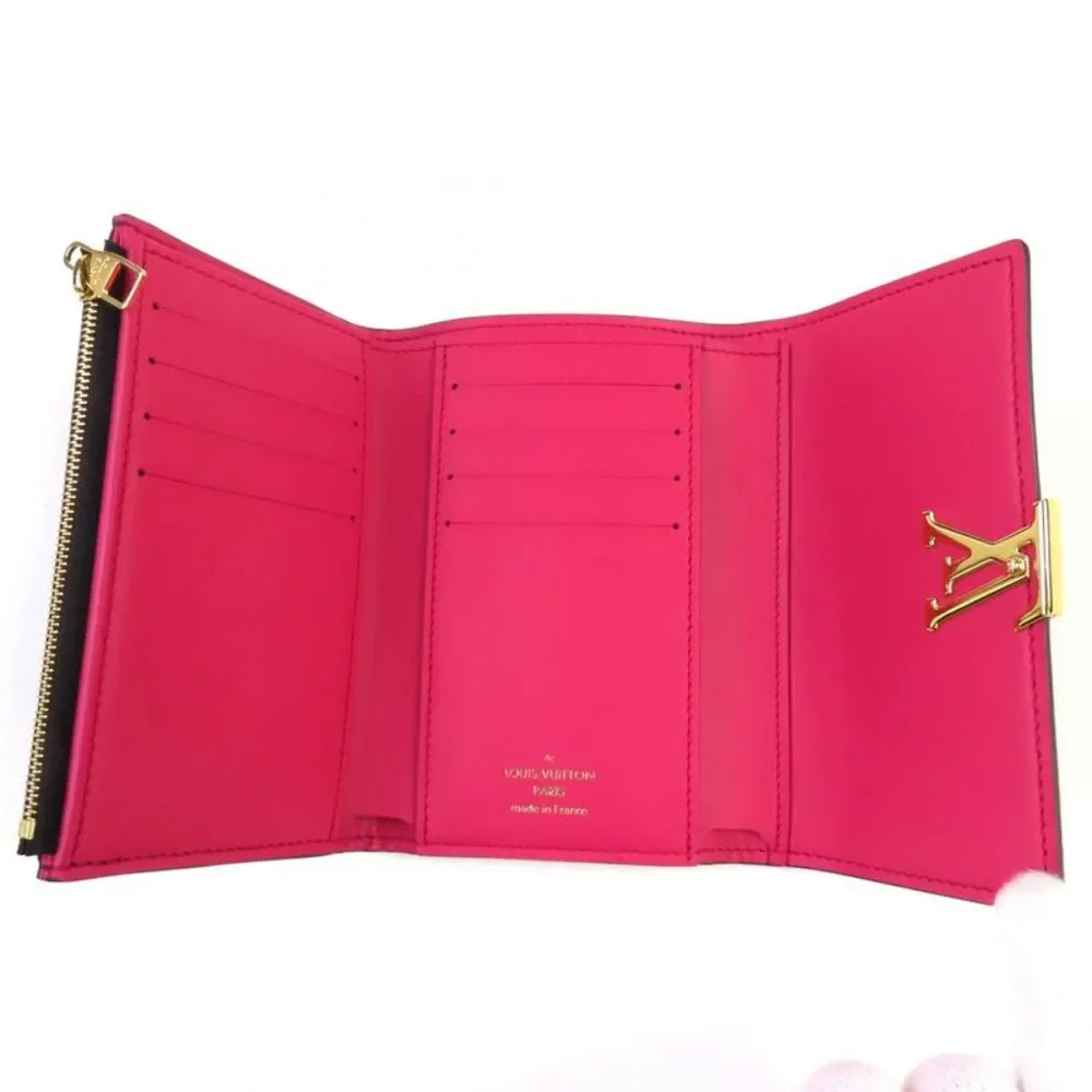 Louis Vuitton Portefeuille Compact Taurillon Clemence Bifold Wallet